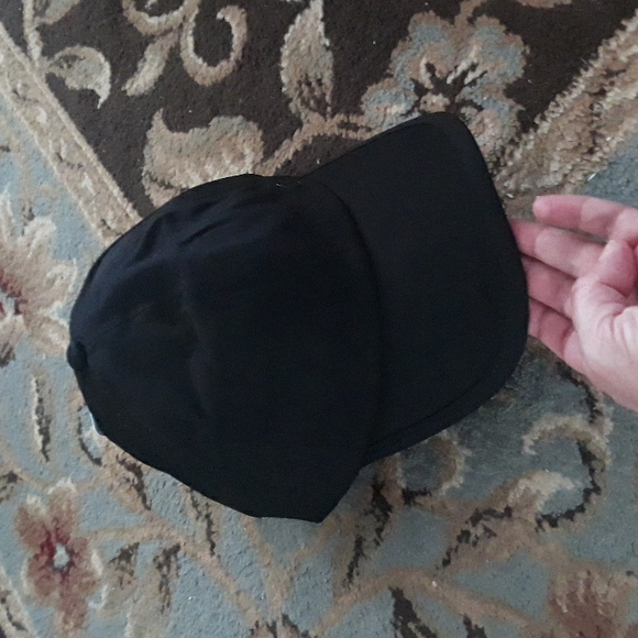 2x*Host Pick*Layer 8 UPF 40+ ladies running hat - Picture 5 of 12